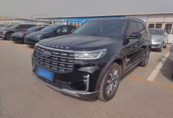 福特 探险者 2023款 EcoBoost 285 四驱钛金版 7座