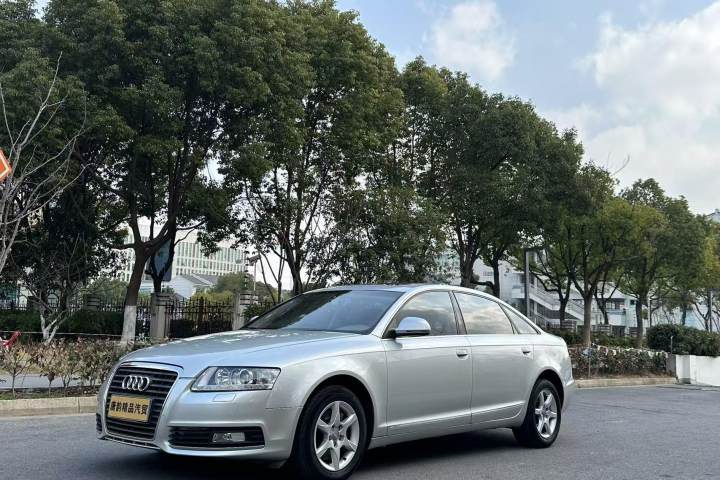 奥迪 A6L 2.0 TFSI 基本型