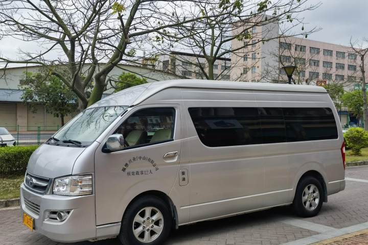 九龙 A6 2.5T豪华型DK25
