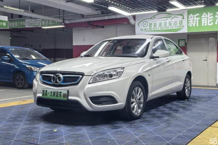 北汽新能源 EU 2016款 EU260 乐途plus版