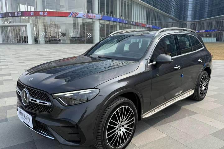 奔驰 GLC 2023款 GLC 300 L 4MATIC 豪华型 7座