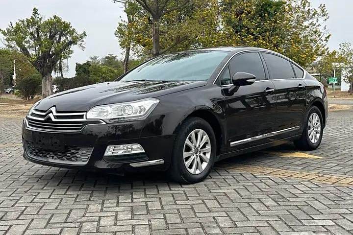 雪铁龙 C5 2.0L 自动悦享型