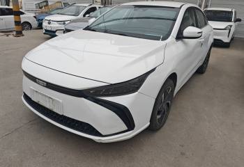 吉利几何G6 2024款 500KM 尊贵型