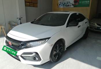 本田 思域 2021款 HATCHBACK 220TURBO CVT潮酷控