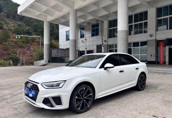 奥迪 A4L 2017款 40 TFSI 时尚型