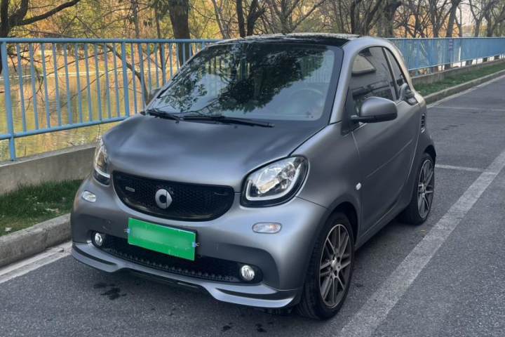 博速  smart fortwo 0.9T 硬顶BRABUS Xclusive
