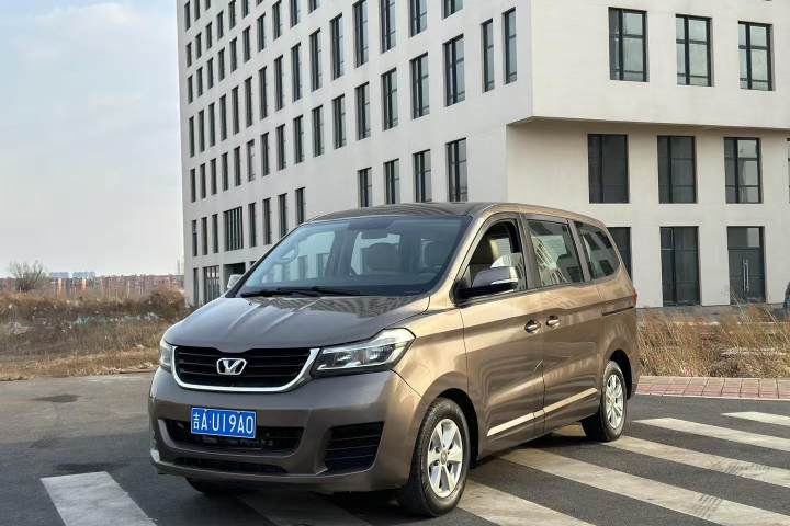华颂 7 2.0T 自动旗舰型