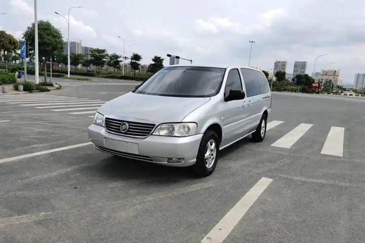 别克 GL8 2.5L GT 精英版