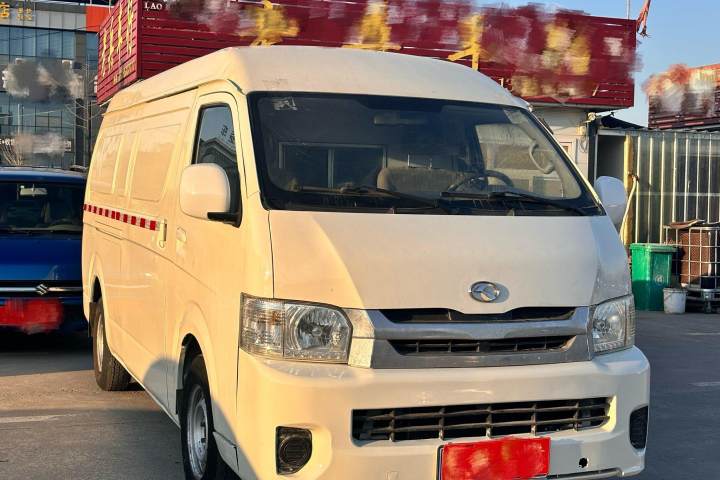金龙 金威 2.2L长轴厢货V22