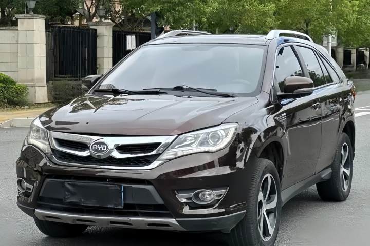 比亚迪 S7 2.0T 自动豪华型