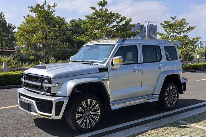 坦克 300 2.0T 赛博坦克
