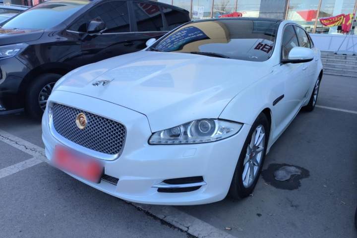 捷豹 XJ XJL 2.0T 两驱全景商务版