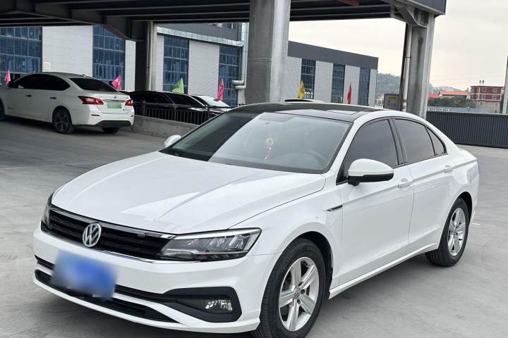 大众 凌渡 230TSI DSG风尚版