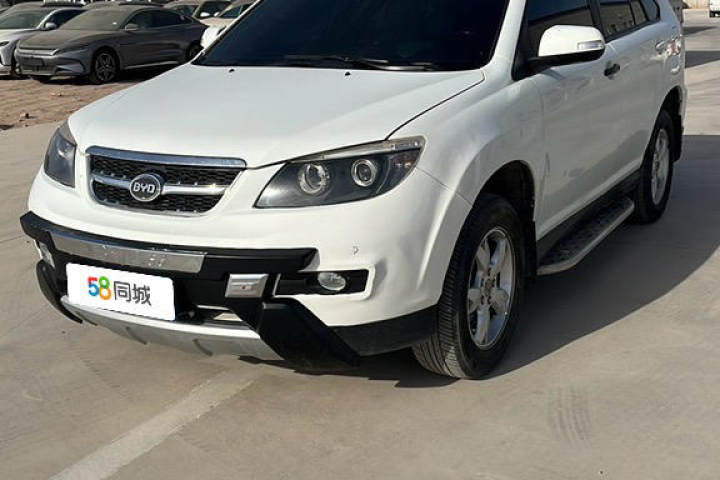 比亚迪 S6 2.4L 自动尊享型