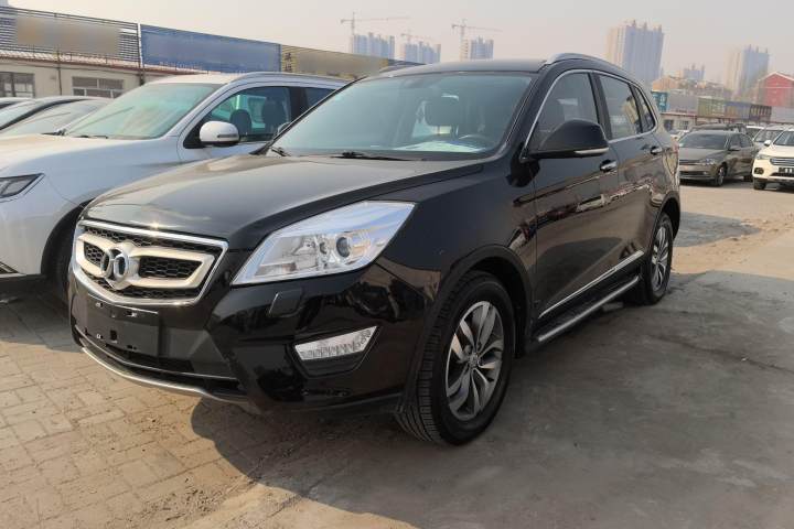 北京汽车 绅宝X65 2.0T 自动豪华型