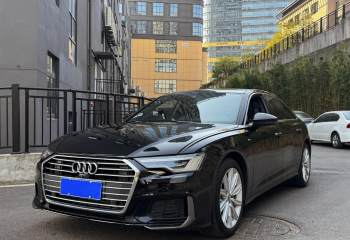 奥迪 A6L 2021款 45 TFSI 臻选动感型