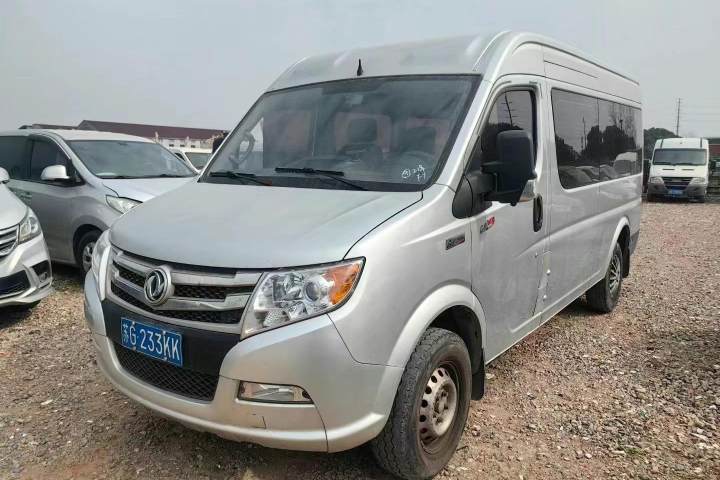 东风御风 御风 2.5T V9物流车长轴中顶6-9座国V ZD25