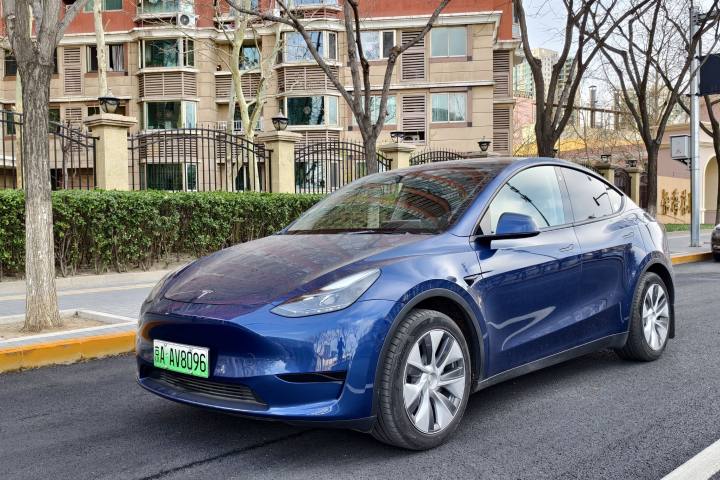 特斯拉 Model Y 2022款 后轮驱动版