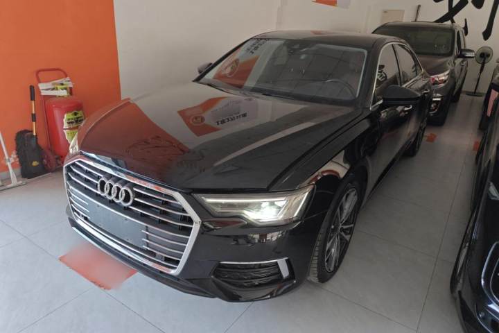 奥迪 A6L 45 TFSI 臻选致雅型
