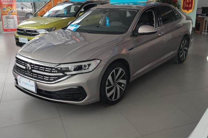 大众 速腾 300TSI DSG卓越版