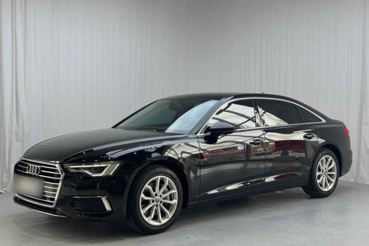 奥迪 A6L 40 TFSI 豪华致雅型