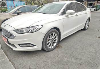 福特 蒙迪欧 2017款 EcoBoost 180 豪华型