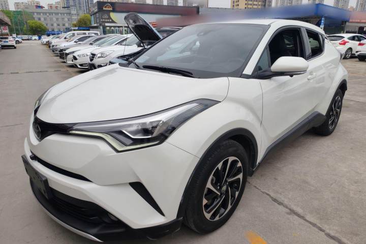 丰田 奕泽IZOA 2.0L 奕炫天窗版 国V