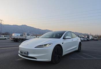 特斯拉 Model 3 2023款 长续航全轮驱动版