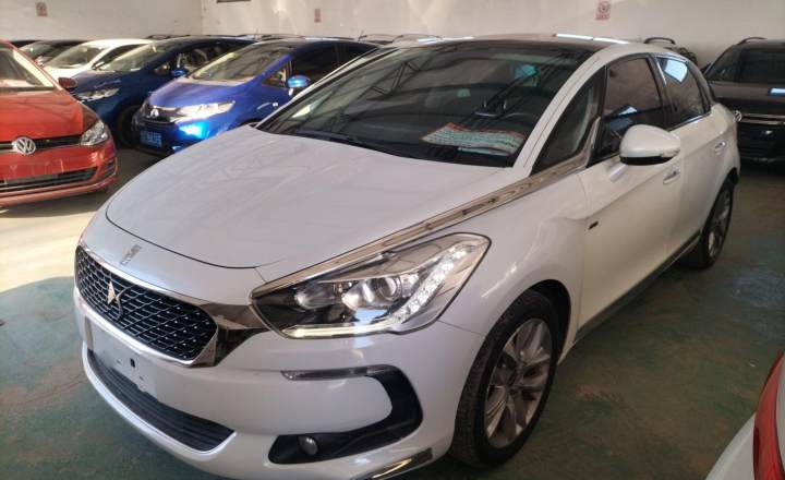 DS 5 2015款 1.6T 雅致版THP160