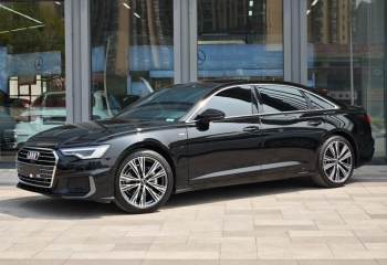 奥迪A6L 2022款 45 TFSI 臻选动感型