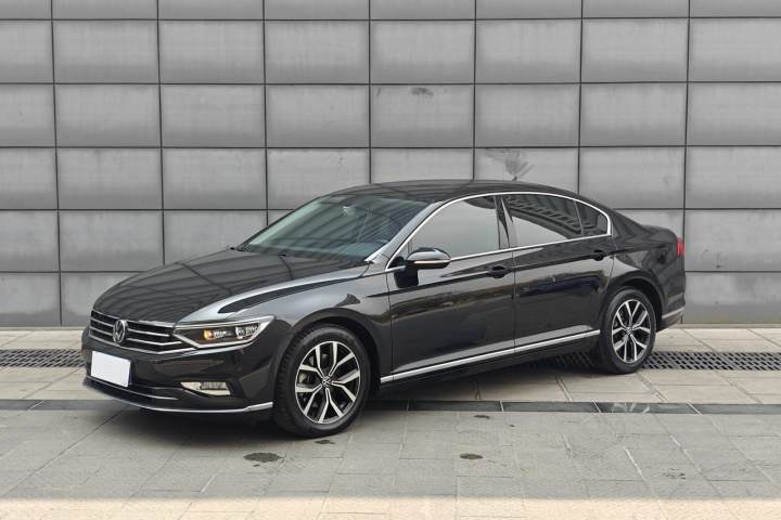 大众 迈腾 330TSI DSG 领先型