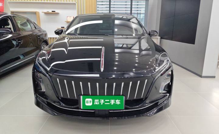 红旗E-QM5 2023款 改款 基础出行版