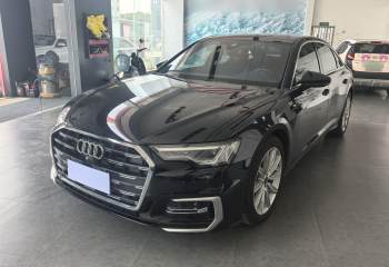 奥迪A6L 2023款 改款 45 TFSI 臻选动感型