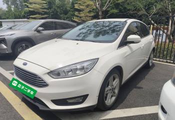 福特 福克斯 2020款 两厢经典 1.5L 自动风尚型