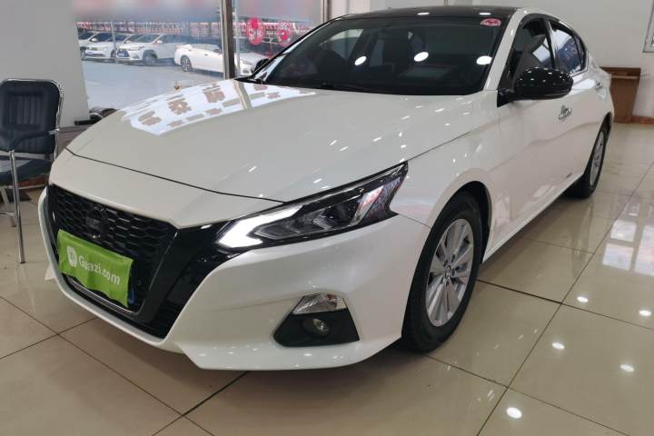 日产 天籁 2.0T XL 智领版