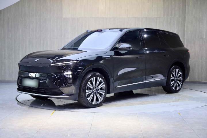 蔚来 ES8 75kWh 行政版