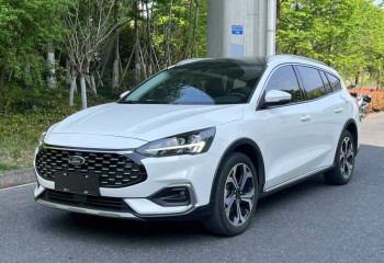 福特 福克斯 2021款 两厢 EcoBoost 180 自动锋潮型