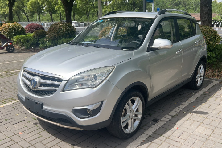 长安 CS35 1.6L 手动豪华型 国IV