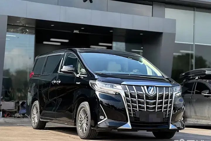 丰田 埃尔法 2021款 双擎 2.5L 尊贵版
