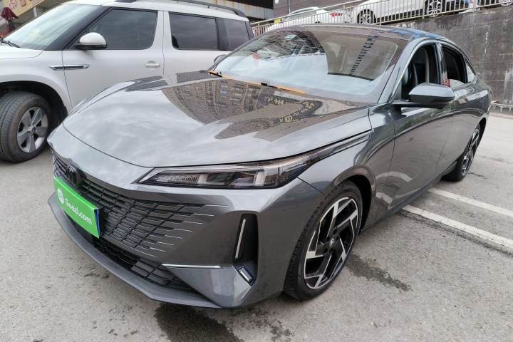 长安 逸达 蓝鲸NE 1.5T GDI DCT旗舰型