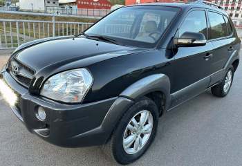 现代 途胜 2009款 2.0L 手动两驱时尚型