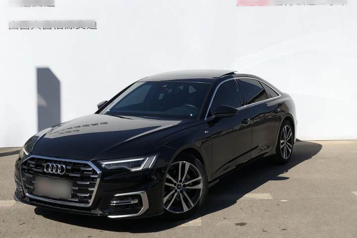 奥迪 A6L 改款 40 TFSI 豪华动感型
