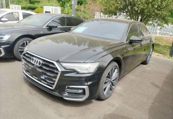 奥迪A6L 2024款 45 TFSI quattro 臻选动感型