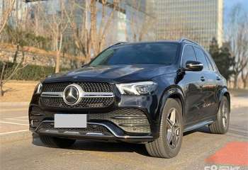 奔驰 GLE 2023款 GLE 450 4MATIC 时尚型