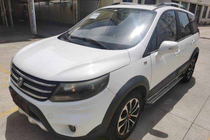 东风风行 景逸X5 1.6L 手动尊享型