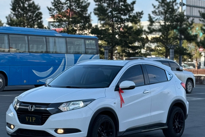 本田 缤智 1.5L CVT两驱舒适型