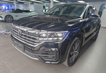 大众 途锐 2021款 3.0TSI 锐享版 经典运动套装