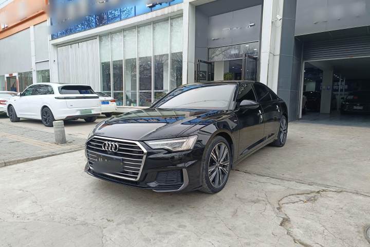 奥迪 A6L 55 TFSI quattro 尊享动感型