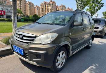 一汽 森雅S80 2013款 1.5L 手动7座都市时尚版