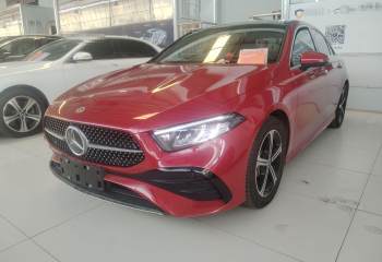 奔驰A级 2023款 A 200 L 时尚型